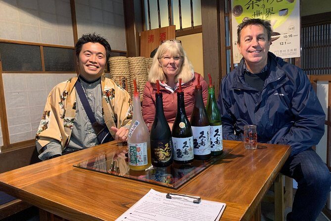 Takayama: Authentic Sake Tasting at a Historic Brewery - Finding the meeting point in central Takayama