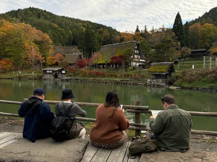 Takayama: Hida Folk Village Guided Tour with Bus Transfer - Stepping Into the Hida Folk Village open-air museum