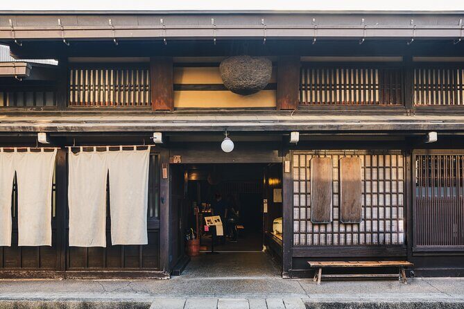 Takayama Local Cuisine, Food & Sake Cultural Tour with Government-Licensed Guide - Kawashiri Sake Brewery and matured tasting: when optional charges matter