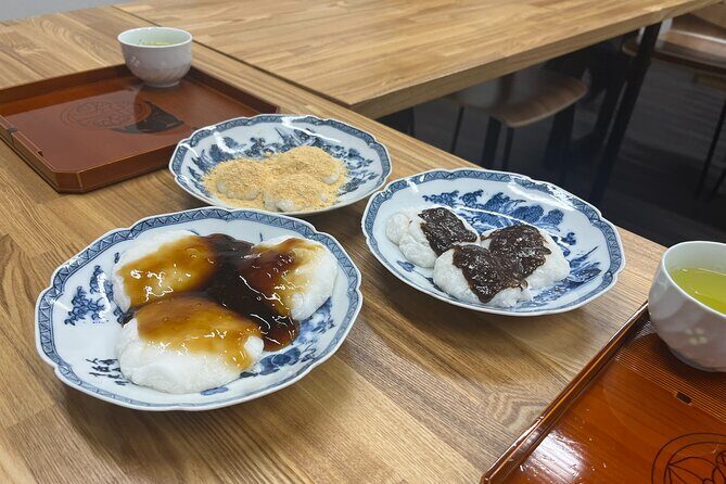 Takayama Mochi Making Experience in a Buddhist Temple - Temple Mochi: Why This Setting Matters in Takayama