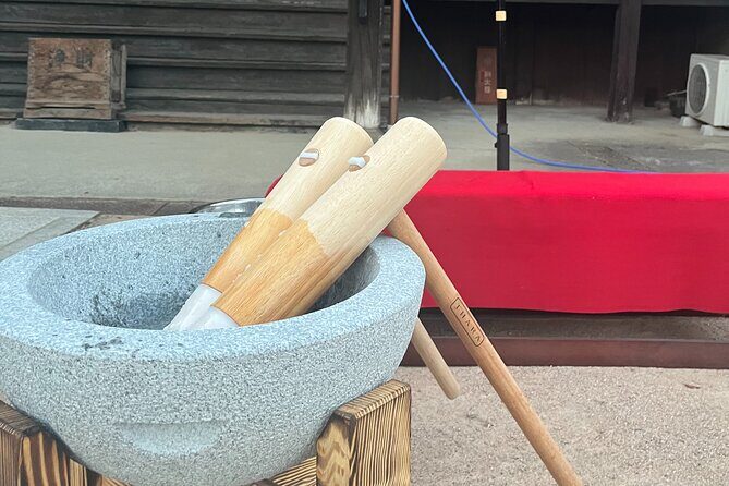 Takayama Mochi Making Experience in a Buddhist Temple - Who Should Book (and Who Should Skip the Mochi)