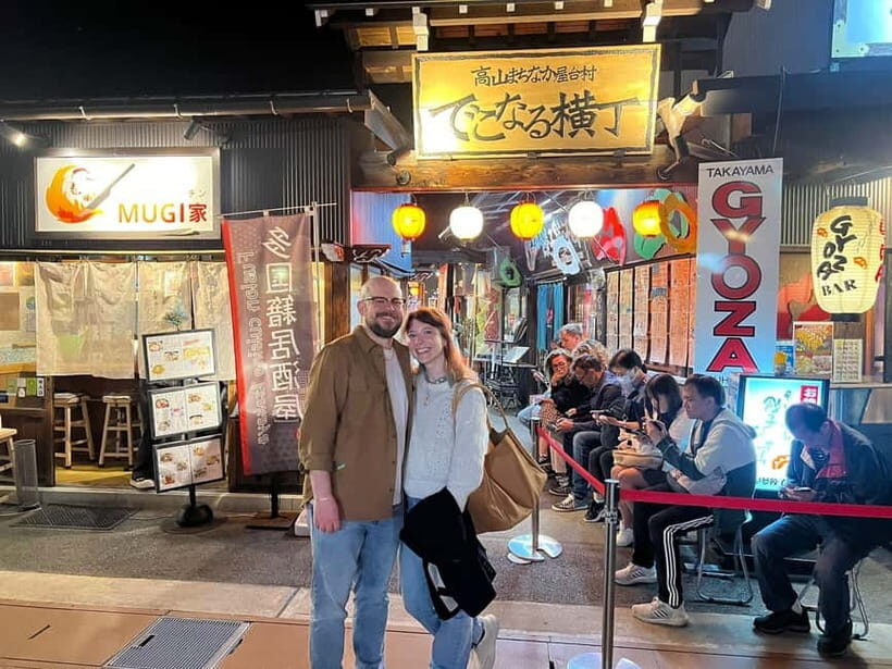 Takayama: Private Night Walking Tour with Dinner - A 3-hour Takayama Night Walk Built Around Izakaya Culture
