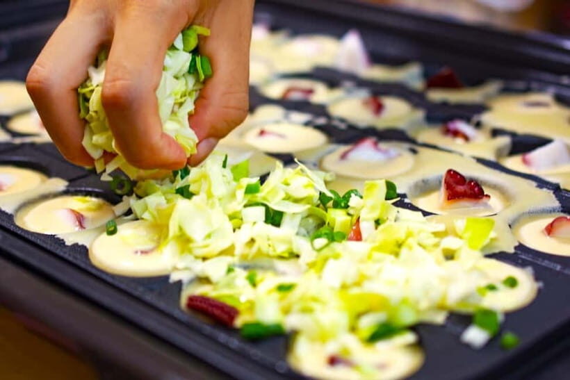 Takoyaki cooking experience in Kabukicho, Shinjuku - Why Kabukicho Takoyaki Feels More Than a Snack