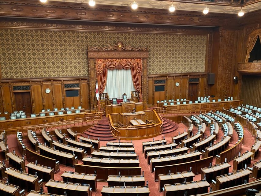 Tameike: Exploring the Heart of Japanese Politics Tour - Hie Shrine: career success, matchmaking, and the monkey details