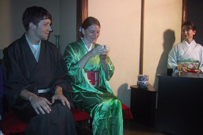 Tea ceremony and kimono experience at Kyoto, Tondaya - Group size, sound, and seeing the host clearly