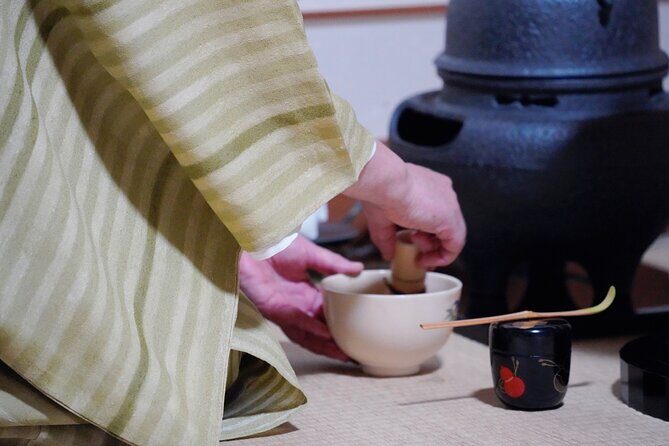 Tea ceremony by the tea master in Kyoto SHIUN AN - Group Size and the 45-Minute Rhythm (It’s Tighter Than You Think)