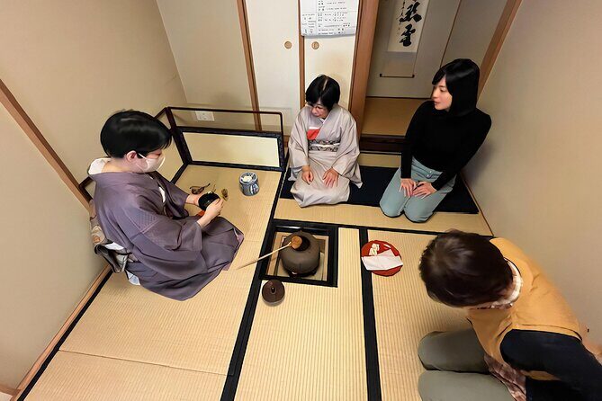 Tea ceremony experience in Osaka with a small group - Inside the tatami room: what the first part actually teaches