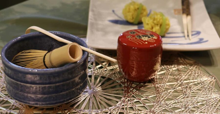 Tea Ceremony Experience near Atomic Bomb Dome - Step 3: the table-style matcha ceremony
