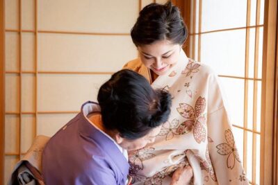 Tea Ceremony experience with simple kimono in Okinawa - Getting into your simple kimono and learning the flow