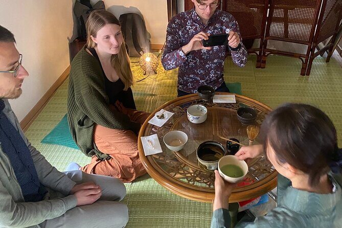 Tea Ceremony in a Century-old Japanese Town House - How the ceremony actually runs in one focused hour