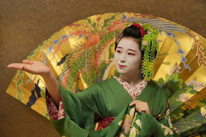 The Art of Geisha: Exclusive Show & Gion Walking Tour - Key highlights you’ll feel right away