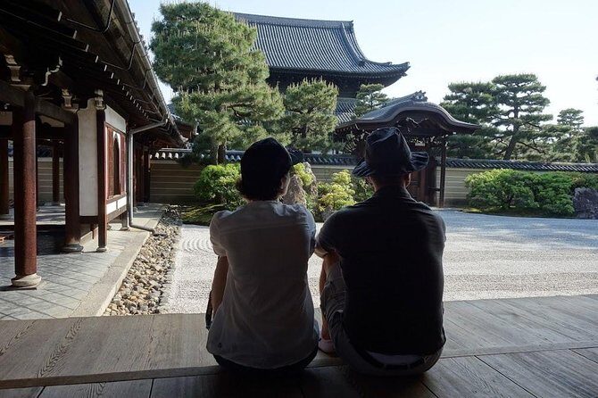 The Kyoto VIP Experience! - The anchor stop: Fushimi Inari-taisha Shrine without the chaos