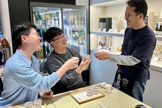 The Premium A5 Wagyu Tour in Shinjuku – With Free-Flow Drinks - Who should book this wagyu-and-walk tour?