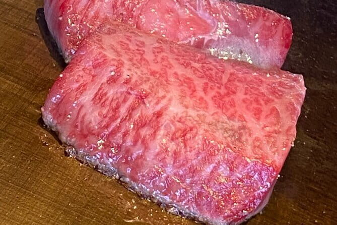 The Premium A5 Wagyu Tour in Shinjuku – With Free-Flow Drinks - Kabukicho in the mix: neon energy without staying lost