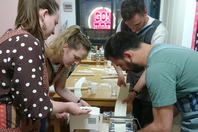 Three Types of Ramen Cooking Class in Osaka - The Class Flow: apron on, noodles first, broth after