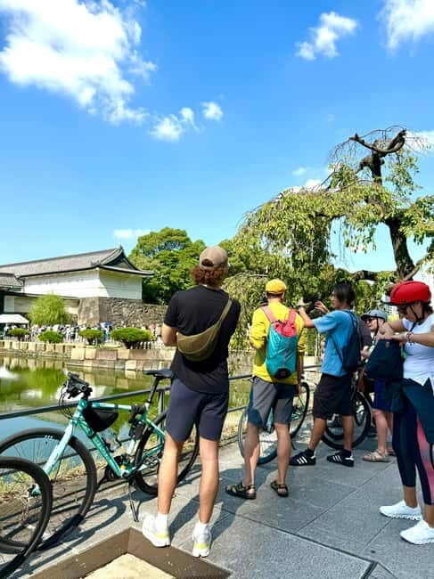 Tokyo: 3-Hour Bike or E-Bike City Highlights Tour - Safety and traffic: what to expect, and how to feel confident