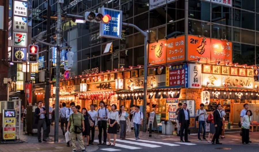 Tokyo: 3-Hour Food Tour of Shinbashi at Night - Should you book the Shinbashi night food tour?
