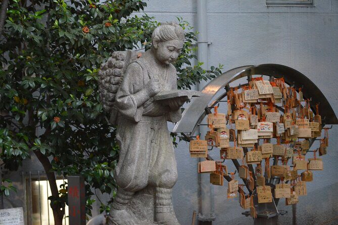 Tokyo After Dark Shinjuku Tour of Tradition and Pop Culture - Hanazono Shrine: a quiet reset inside the city’s noise