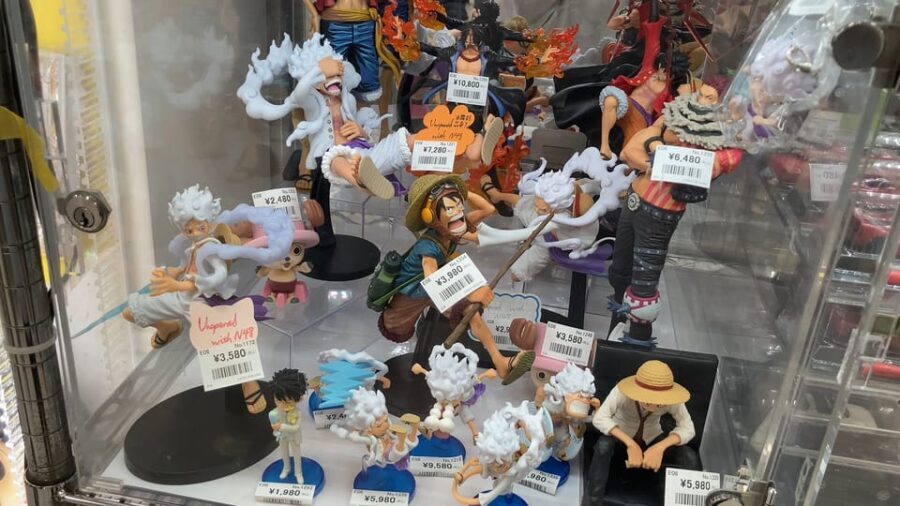Tokyo Akihabara, Anime, Manga, Video Games & Maid Cafe Tour - Tamashii Nations Store Tokyo (about 50 minutes): where figures come alive