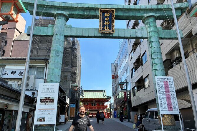 Tokyo : Akihabara Private Anime & Game Pop Culture Tour - Gachapon Hall: capsule toy souvenirs with low-pressure fun