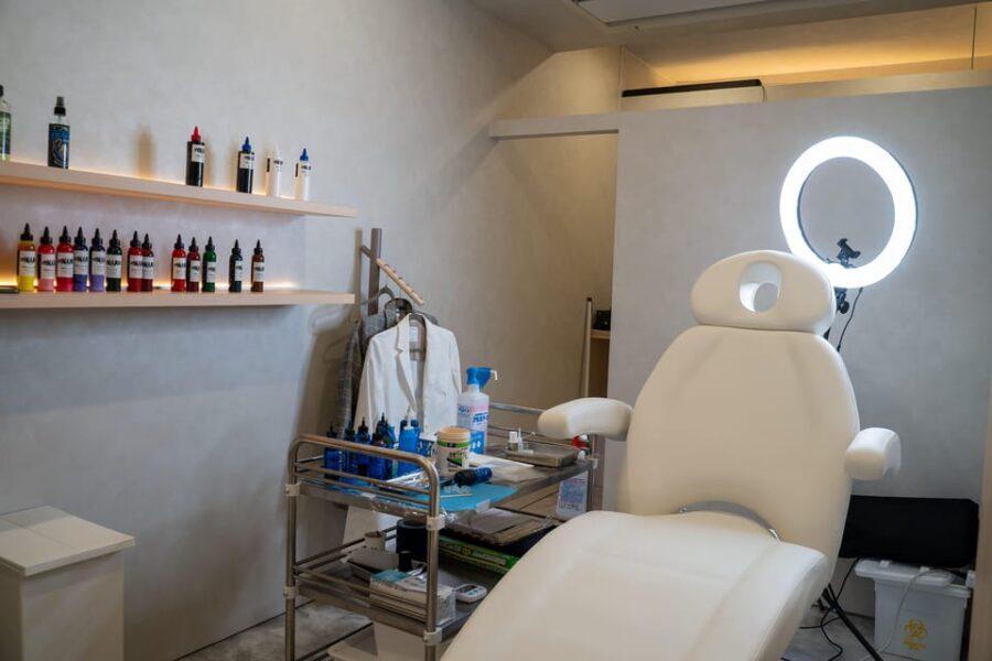 Tokyo: Anime, Manga or Kanji Tattoo in a Modern Salon - Should You Book This Tokyo Tattoo Experience?