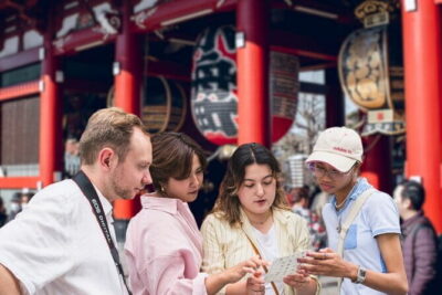 Tokyo: Asakusa Temple & Shrine Walking Tour with Local Guide - Azuma Bridge start: Skytree views and the river-level mood