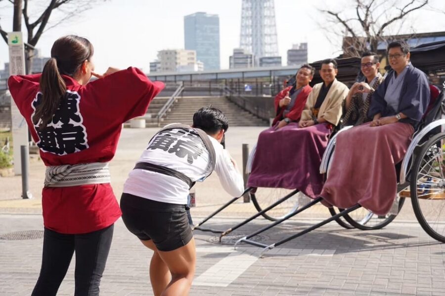 Tokyo: Asakusa tour by rickshaw - Languages, Private Groups, and Why That Changes the Feel