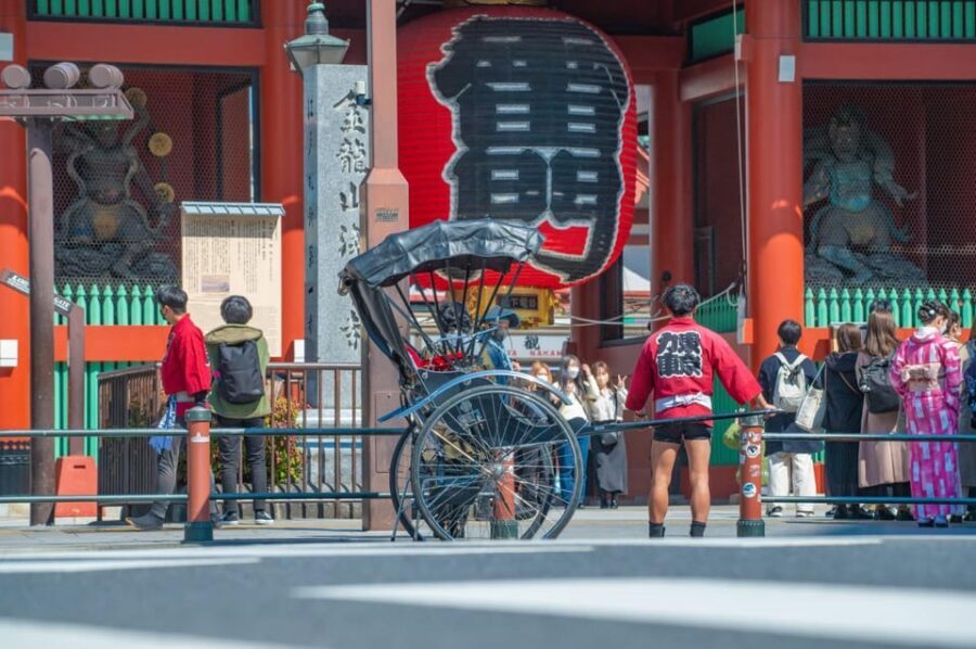Tokyo: Asakusa tour by rickshaw - Local Food and Shop Tips: What to Do After the Ride