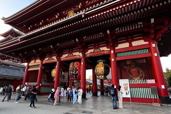 Tokyo: Asakusa Walking Tour -Sumida River to Senso-ji Temple - What the small-group format really means (max 10 people)