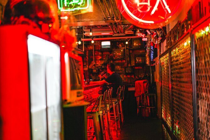 Tokyo by Night Photography Tour (Private Option Available) - Tokyo at Night: Neon Street Photos Without the Guesswork