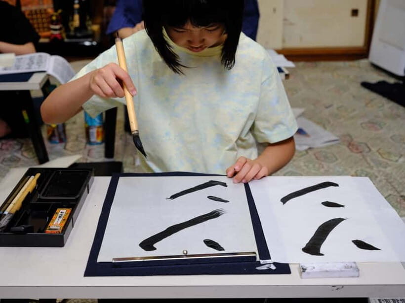 Tokyo: Calligraphy Experience with yukata or Samue - Yukata or samue first: the fast track to feeling Japanese tradition