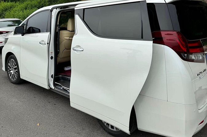 Tokyo center Private Transfer to Narita Airport(NRT) 5-9pax - Communication that makes the transfer easier than it sounds