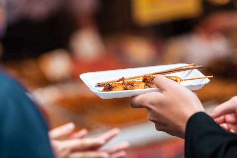 Tokyo: Classic Tsukiji Food Tour - Finding Tsukiji at the right hour