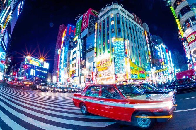 Tokyo Cyberpunk Street Photo Tour - Meet Charles and Lukasz: Small-Group Feedback That Sticks