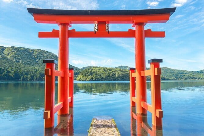 Tokyo Day Tour in Mt. Fuji, Lake Ashi Cruise and Owakudani Cable - Tōgendai Port and the Hakone Pirate Ship: The Cost-Saving Choice