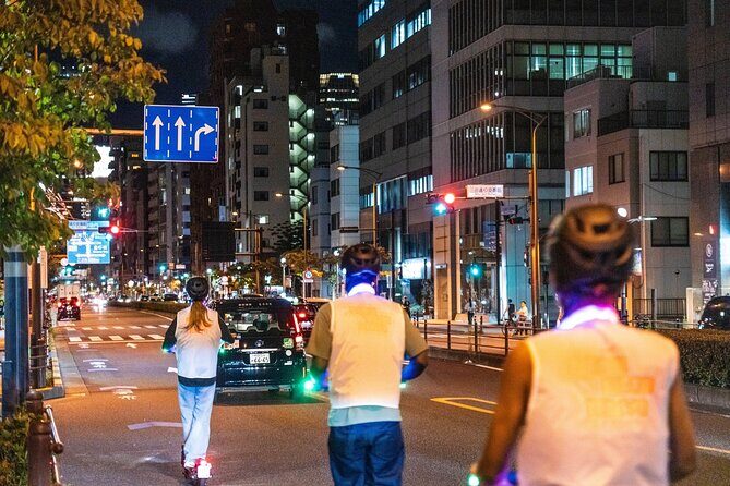 Tokyo: E-scooter Experience in Shibuya with Iconic Photos - Meiji Shrine Gate Stop: A Quick Reset From Neon