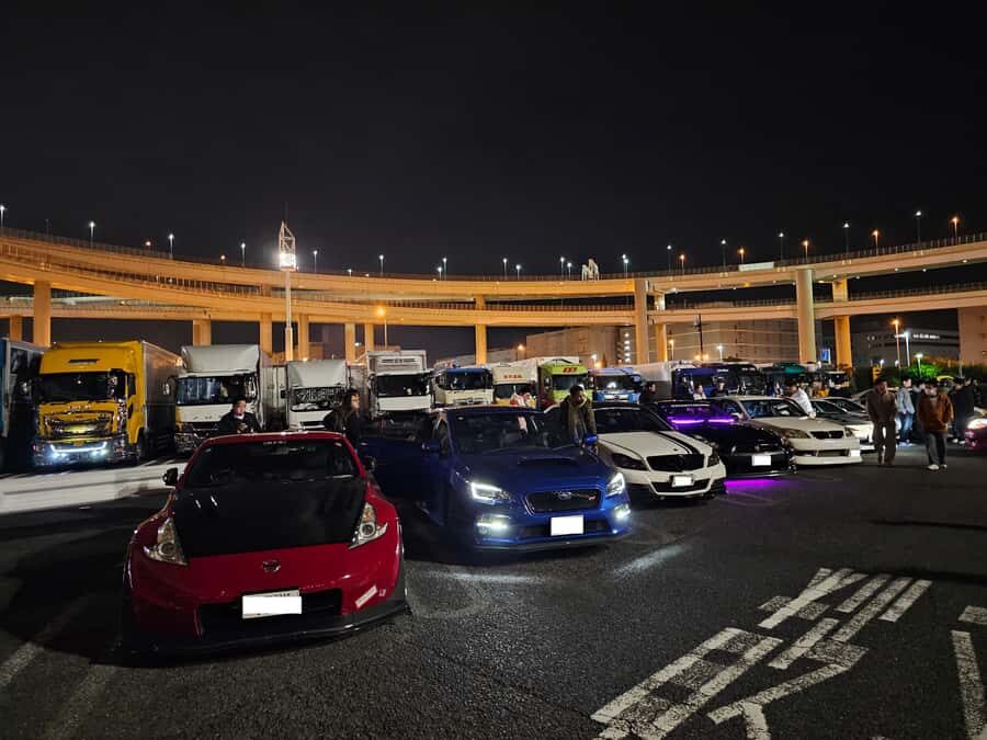 Tokyo: Fast & Furious Authentic Drift and JDM Experience - Neon car spots and convoy feel: more than just a ride
