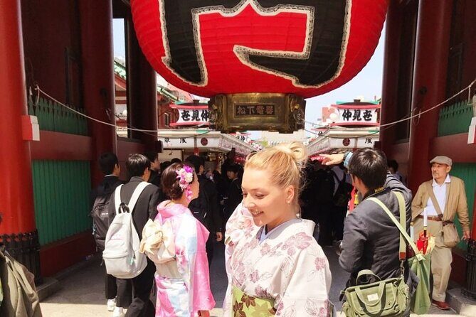 Tokyo Full Course Tour: Explore 10 Must-See Sights & Hidden Gems - Meet at Yoyogi Station: how the day gets organized