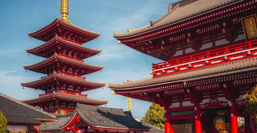 Tokyo full day Spanish speaking tour with hotel pick up and drop off. - Akihabara: otaku culture plus electronics you can actually shop for