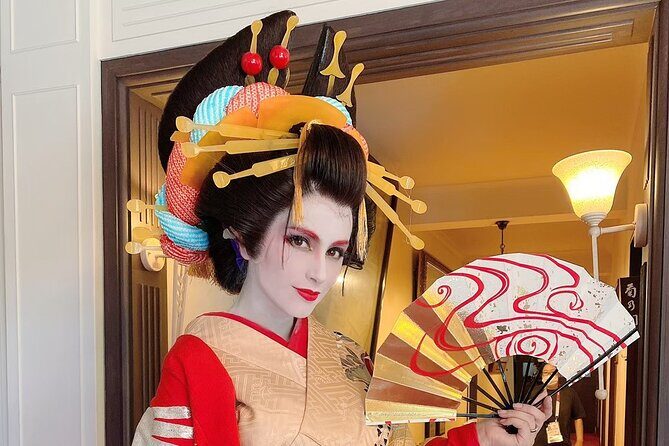 Tokyo Geisha or Oiran Dress-Up Experience and Professional Photos - Professional Photo Session With Props (and What You’ll Receive)