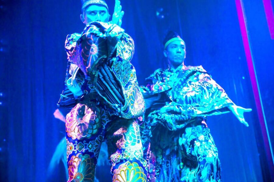 Tokyo GINZA: KONPARU Japanese Cabaret Show with Drink - Food and drinks: what’s included, what costs extra, and what $50 buys