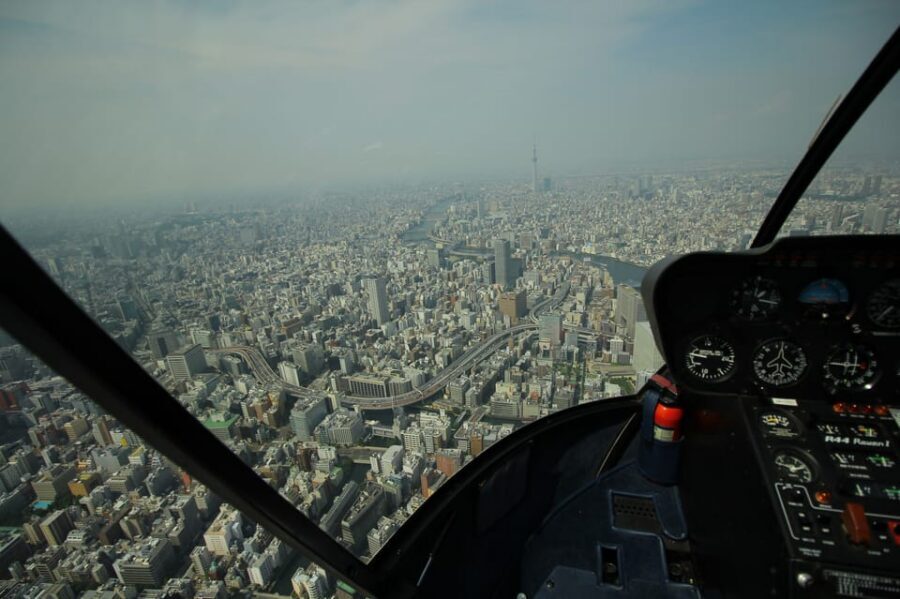 Tokyo: Guided Helicopter Ride - Choosing the Right Flight: 20 vs 30 vs 90 Minutes