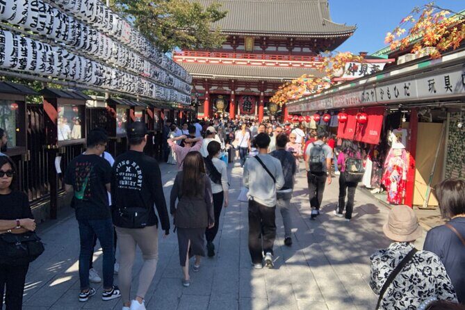 Tokyo Half Walking Day Tour with a Local Expert Guide - Shibuya Crossing at the Hachikō Exit: The Perfect Start Line
