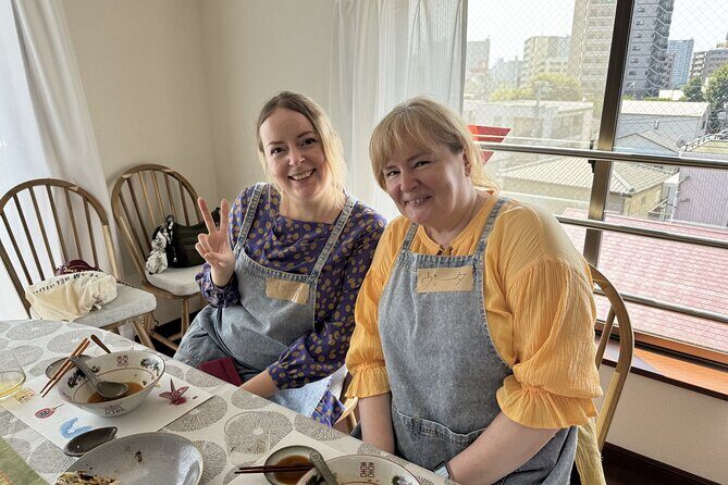 Tokyo Haneda: Bento & Ramen Gyoza Cooking Class in a Local home - Souvenir you can use: chopsticks and a chopstick rest