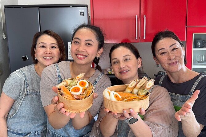 Tokyo Haneda: Bento & Ramen Gyoza Cooking Class in a Local home - Getting there with a mobile ticket (and why that matters)