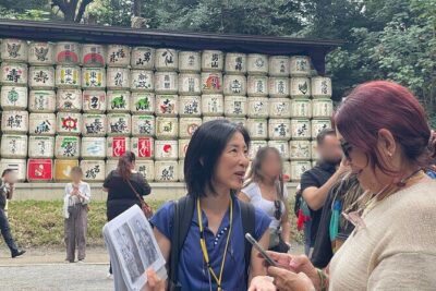 Tokyo: Harajuku Meiji Shrine to Shibuya Crossing Guided Tour - Meeting Point: Start at JR Harajuku West Exit