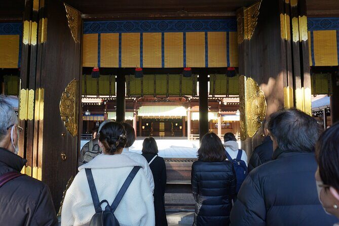 Tokyo: Harajuku Meiji Shrine to Shibuya Crossing Guided Tour - Shibuya Scramble Crossing: The Photo Stop You’ll Actually Time Right