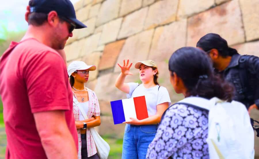 Tokyo: Imperial Palace, the history of Japan (ENGLISH GUIDE) - Eastern gardens and the calm of a palace that still breathes