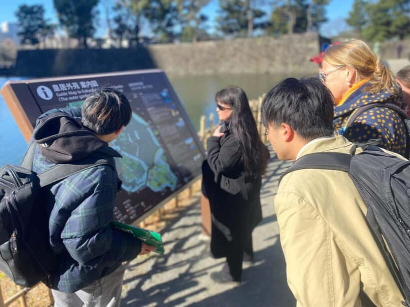 Tokyo: Imperial Palace with Nostalgic Alley Kagurazaka tour - Key highlights worth your time