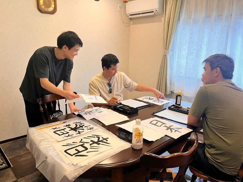 Tokyo: Japanese Calligraphy Lesson with Skilled Instructor - Key highlights